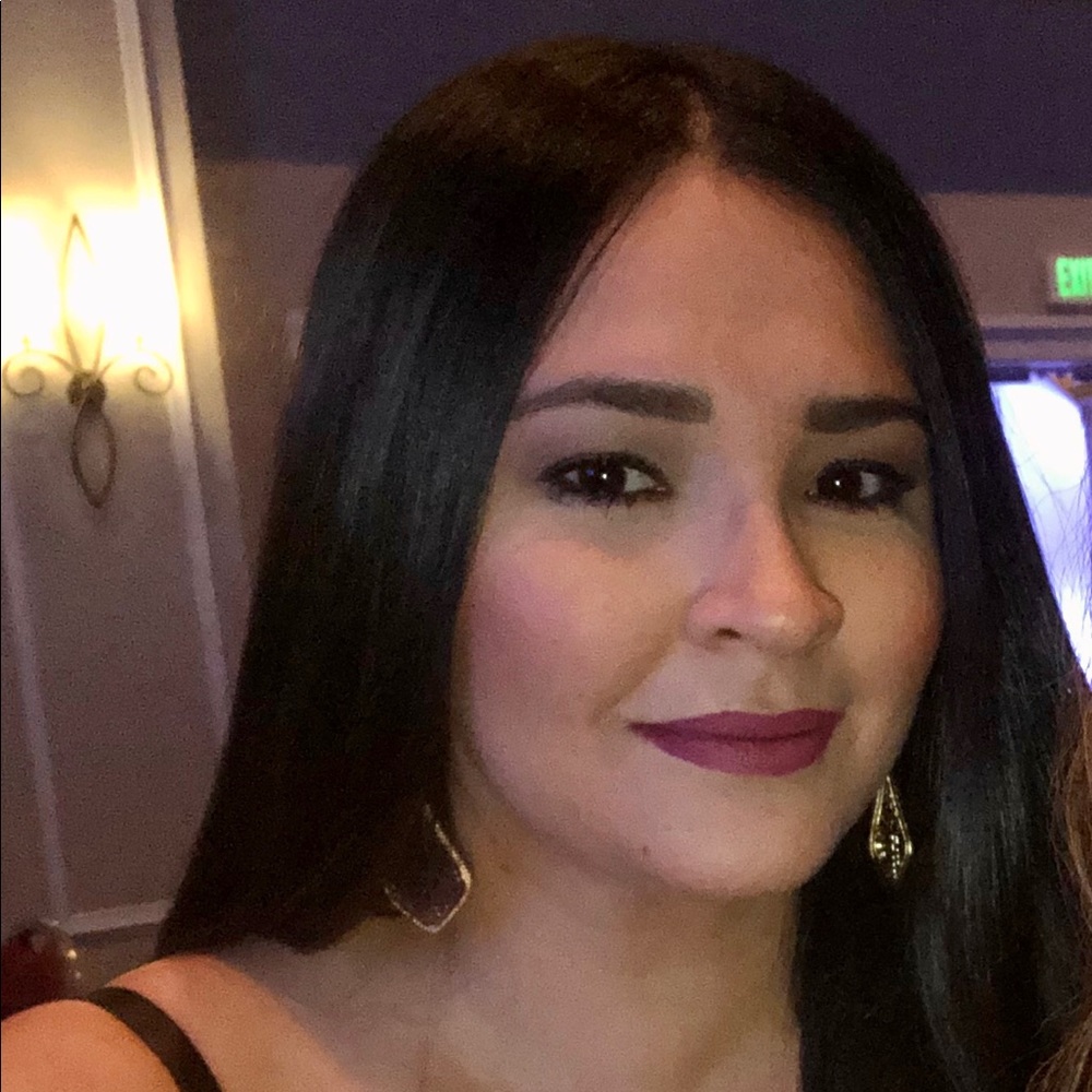 Meet your Posher, Johana